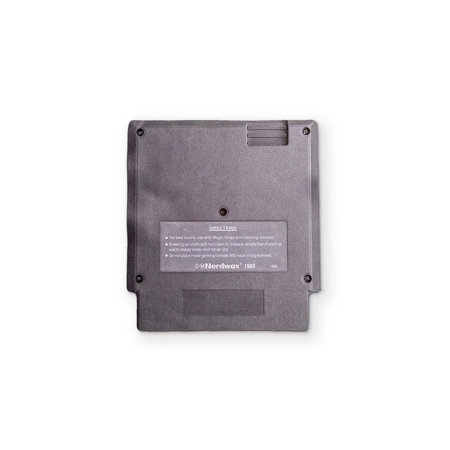 A GAME CARTRIDGE YOU CAN CLEAN YOUR GLASSES WITH - Image 2